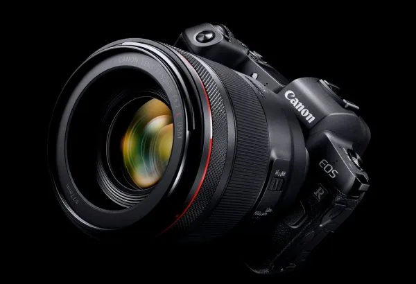 Цифровое фотографирование Canon R с макрообъективом